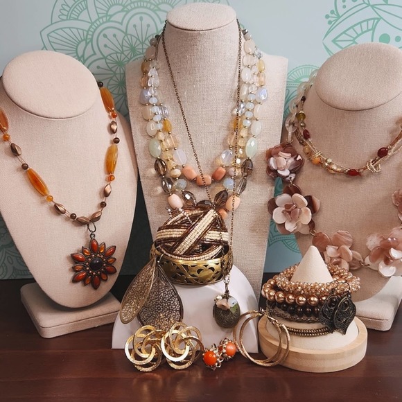 Vintage Jewelry - ****SOLD****Jewelry Lot 65. Vintage to Modern.